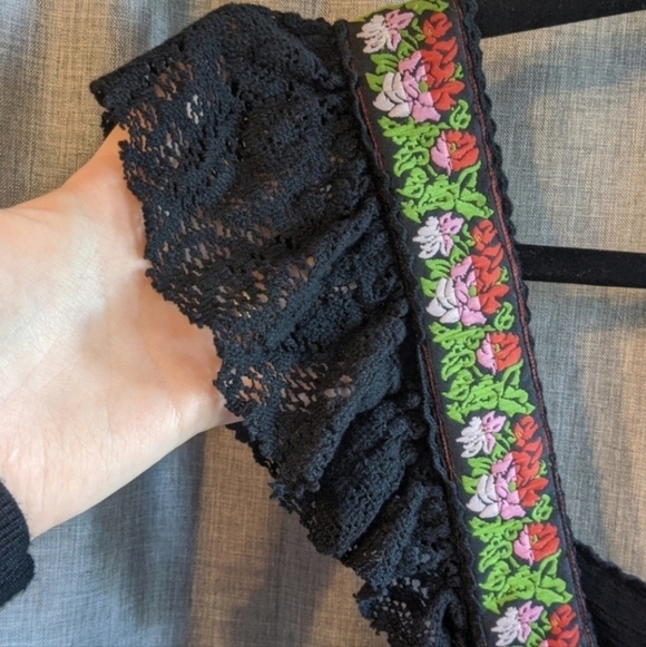 Urban Outfitters Marissa Floral Gauzy Lace Black Romper Women's Small S EUC Cute - Picture 8 of 11